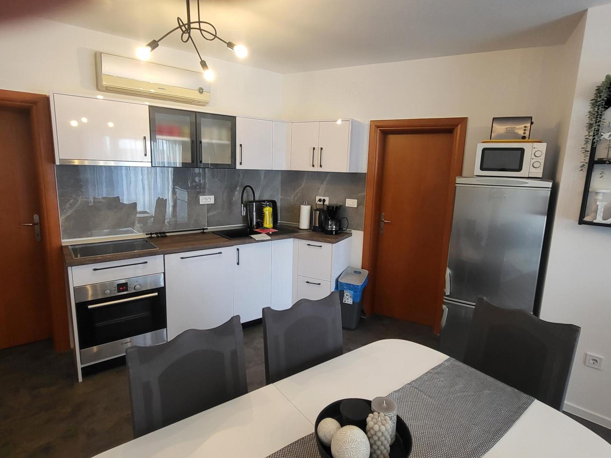 Apartmani Andiks Dramalj Extérieur photo