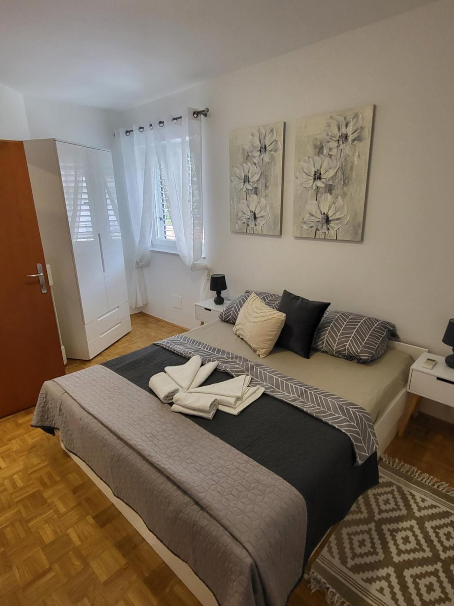 Apartmani Andiks Dramalj Extérieur photo