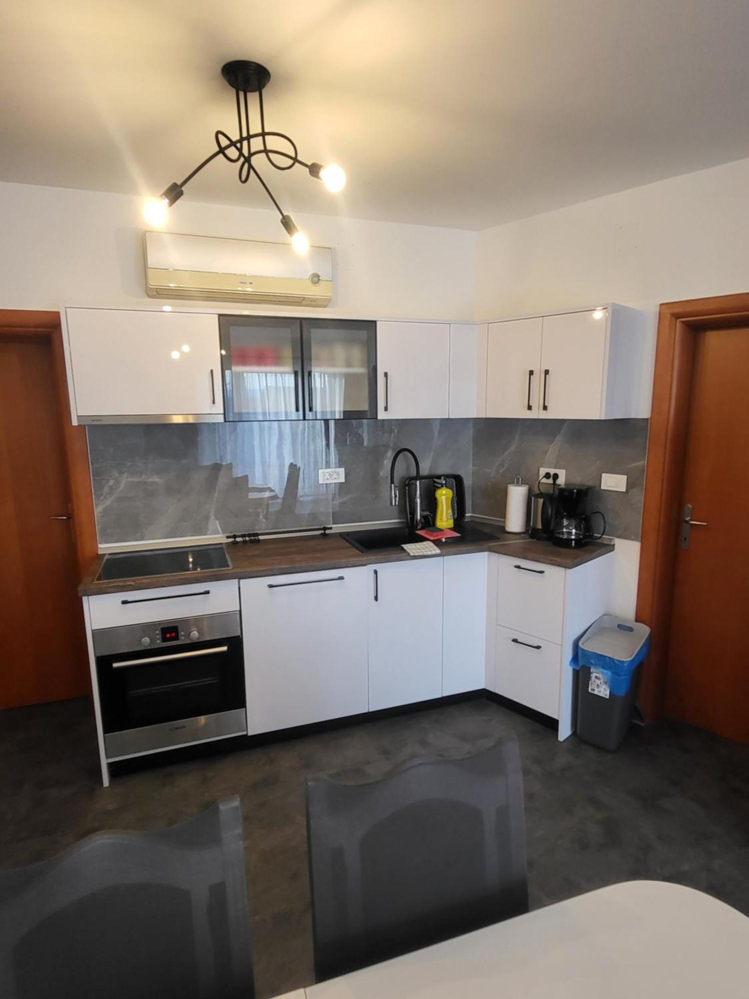 Apartmani Andiks Dramalj Extérieur photo
