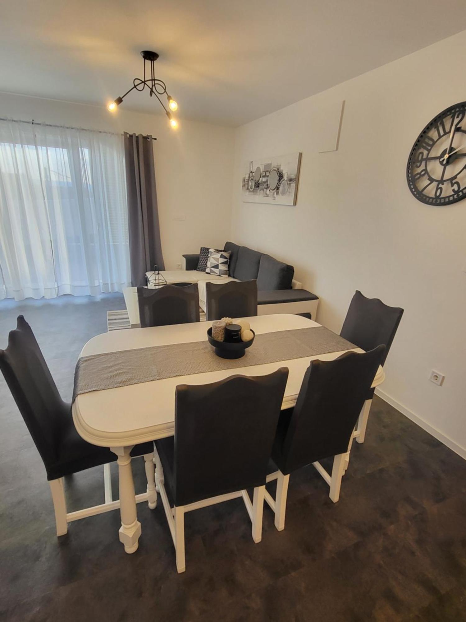 Apartmani Andiks Dramalj Extérieur photo