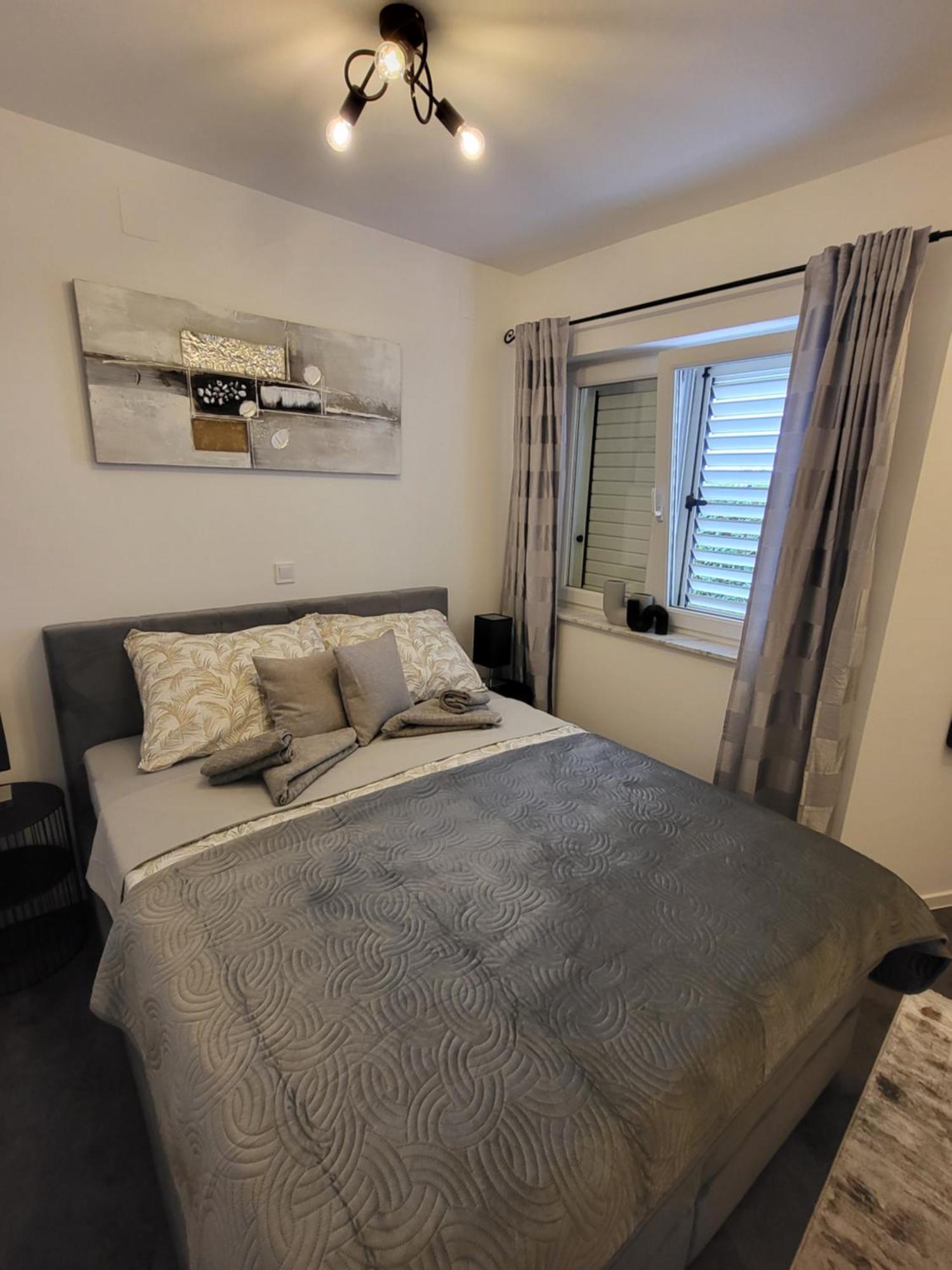 Apartmani Andiks Dramalj Extérieur photo