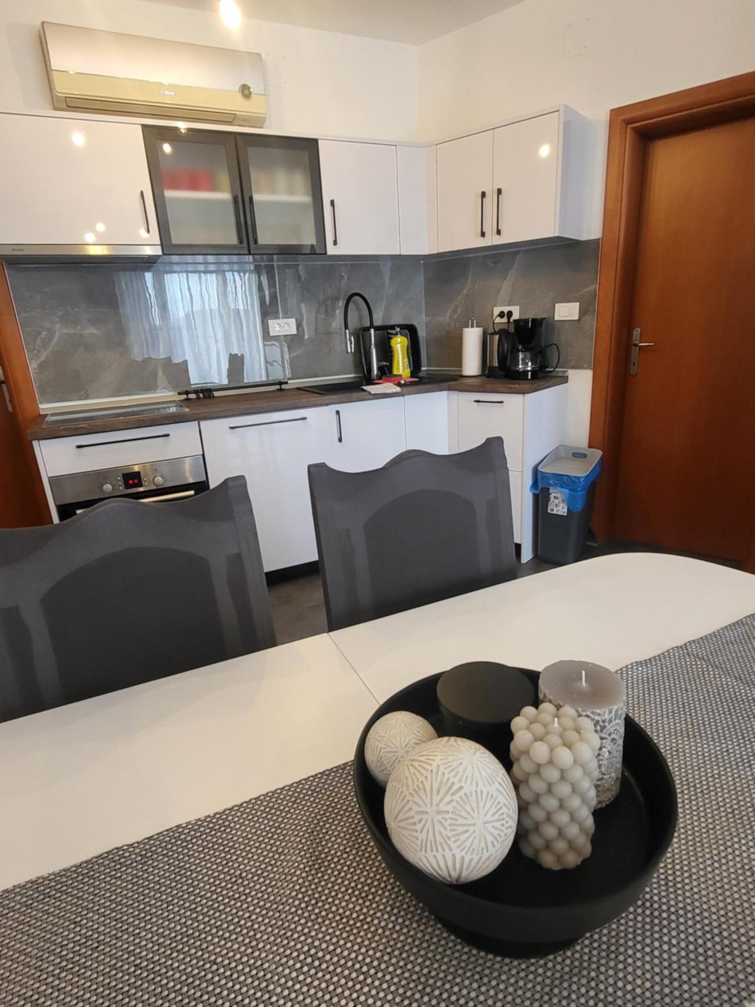 Apartmani Andiks Dramalj Extérieur photo