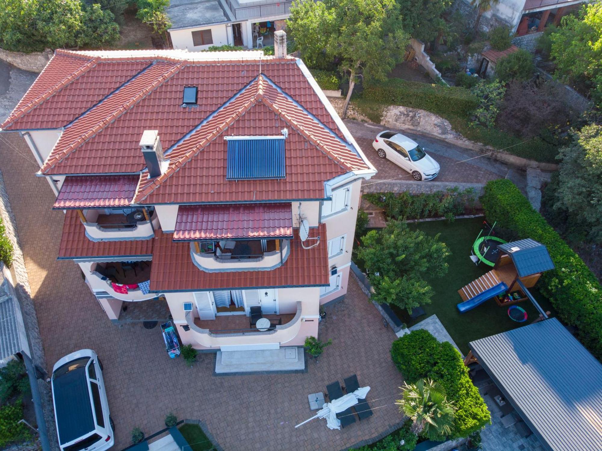 Apartmani Andiks Dramalj Extérieur photo