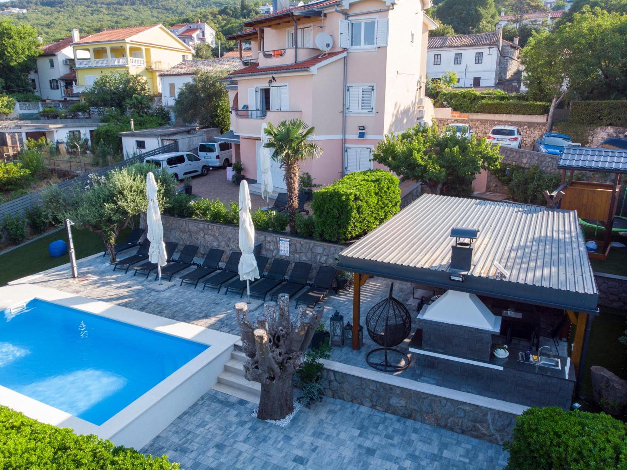 Apartmani Andiks Dramalj Extérieur photo